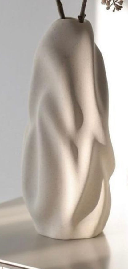 Fluid vase